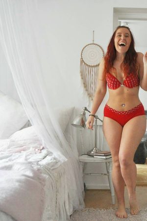 Sarah - rencontre-Naturiste-La Rochelle